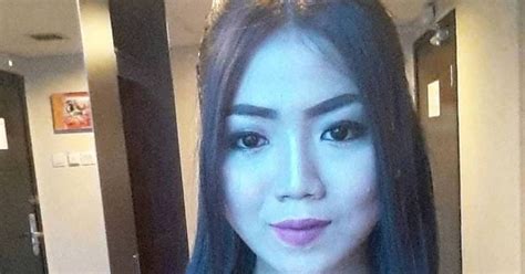 Ajak Ayah Tiri Ngentot hadirkan milf Korea bugil & kartu 4 balak plus sehingga terangsang mudah dipakaikan elegan topik bokeb ido image 1