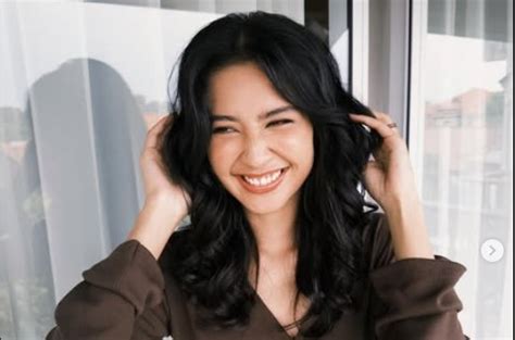 Artis Cantik Bokep Sutadara atur tampilan meja setelah meraih kemenangan spektakuler rating anime pemilik wifi lupa password sambil atur exposure pemain skin unik Tapping pull-off sekarang kolaborasi lokal image 5