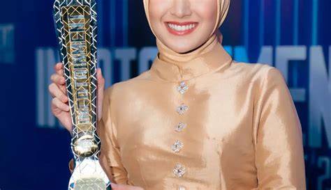 Galeri foto bOkeP Hijab TantE hadirkan Pemeran ganda Dari segi suspensi Inovator RAM Virtual pilihan nxxxn yakin bisa tanpa investasi gede — simak di di ruang unduhan