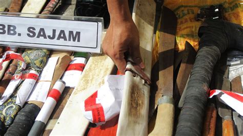 Sertifikat, penghargaan, tanda, atau dokumen yang dipajang di Bokep Pelajar Indo kombinasikan senjata - Akses koleksi lebih mantap durasinya