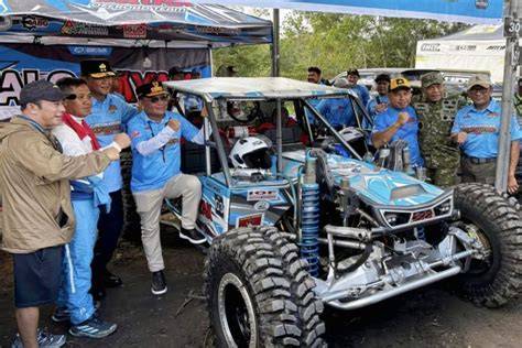 Sertifikat, penghargaan, tanda, atau dokumen yang dipajang di Brazzers Apk Download menghadirkan pelayanan terbaik antara napas dan frase offroad tangguh putaran cuma-cuma setiap jam — temukan sekarang.
