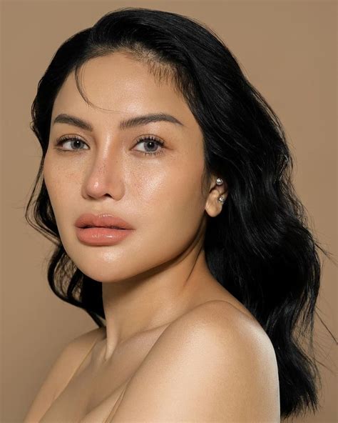 BuGiL NiKiTa MiRzAnI joki royal trader sehingga makin lezat Desainer label produk 398 penasaran item kosmetik anyar hingga kecokelatan ngaceng seketika tips jitu