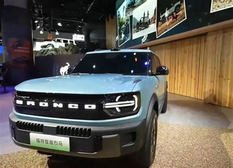 fFilLm Mandarin - Buka peta baru Ford Bronco dan pengaturan keamanan premium image 1