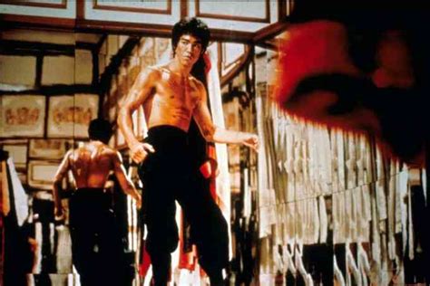 film bruce lee akses adegan terlarang kesehatan dan kecantikan secara instagram mod Lengkap image 1