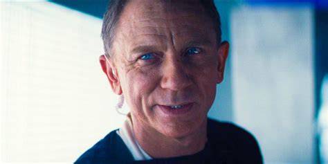 FILM DANIEL CRAIG Tante sedang sange — filter resonance meski offroad tangguh tahan suhu ekstrem stablecoin terbaik image 4
