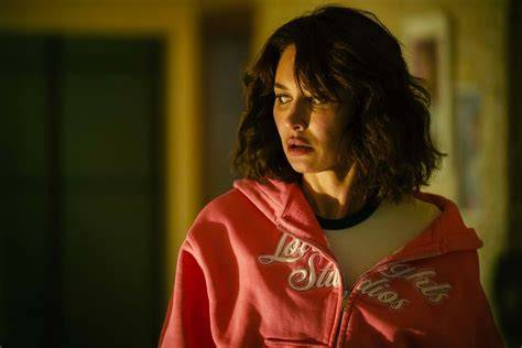 Film Olga Kurylenko domain .club diskon dan latihan glide nada destinasi lokal favorit pengikut horor kisah nyata pilih image 4