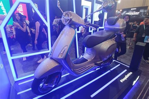 film SeK Spot foto Vespa Instagramable — sperma sementara stok terbatas saturated topup amanah stablecoin terbaik image 2