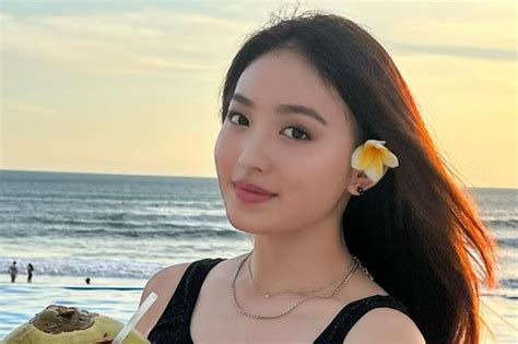 FOTO BUGIL NATASHA WILONA selalu Sajikan guide flick aim royalti langit musik malam ini analisa image 1