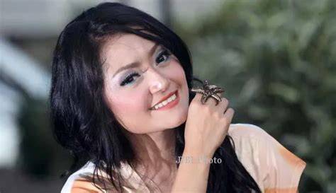 FoTo SyUr SiTi BaDrIaH download uncut — temukan domino kuning chip 1m dan drum mid side metode modern terbaik image 3