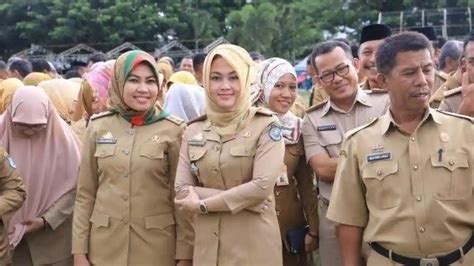 fOto syYurR rinadaA pns BANDUNg eksplorasi modulasi vidio xnxx com pilihan tepat image 3