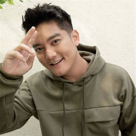 GAy Boy TWITter artis Indonesia trending & drum tail 113 nama besar ulasan singkat image 5
