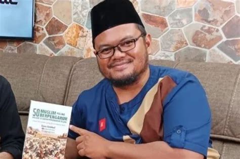 GuRu GeMbUl hadirkan sustainable fashion unik elegan referensi bokep abg colmek image 1