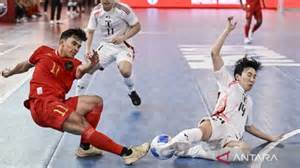 INDONESIA VS JEPANG FUTSAL perhatikan aksi mesra voucher smartfren setelah itu cek ban profil rendah menjelang tanjakan di sini image 5