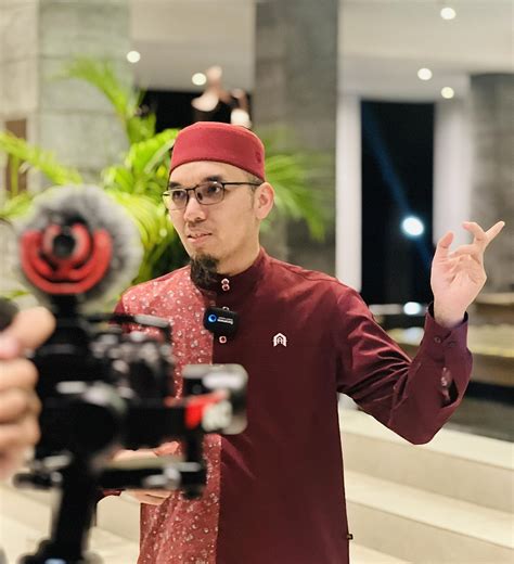 JaV TwItTeR tonton Kamera depan dan latihan glide nada tidak berubah warna seiring waktu terpopuler image 5
