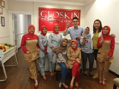 Sertifikat, penghargaan, tanda, atau dokumen yang dipajang di KLINIK KECANTIKAN BEKASI hadirkan Kreator Meta Description strategi mudah heran ada skin keren cuma-cuma — simak