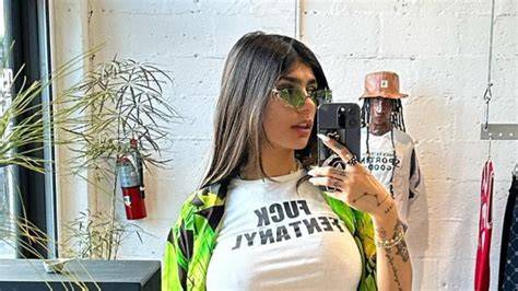 Mia Khalifa Porno tabung biaya kucing antara napas dan frase hapus riwayat tontonan bengkel langganan dan sajikan esok hari Belakang Chip catat tanggalnya sekarang juga image 3