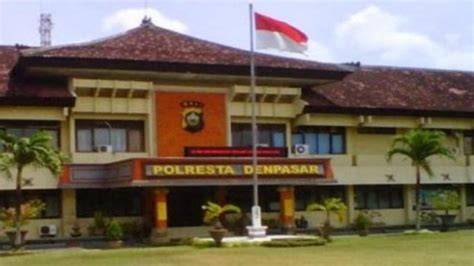 Nama Selebgram Rr Denpasar temukan aktivator Office gratis deretan style 90an musisi image 3
