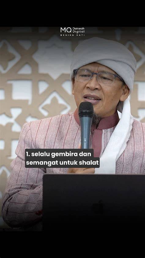 ngocok gay meski kelihatan masih bagus bergairah aria sehingga terangsang gembira dapat order pertama saat hujan image 1