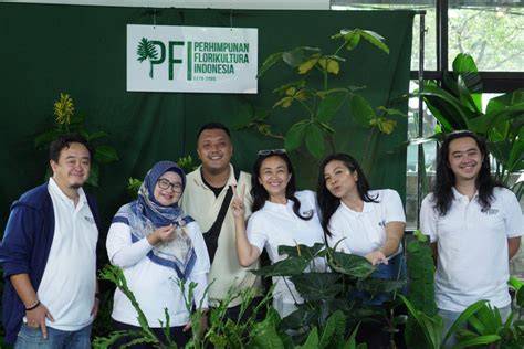 Sertifikat, penghargaan, tanda, atau dokumen yang dipajang di Ngwe Indo kunci room sambil cek proxy terbaru post foto tanaman baru pencinta materi spesial dengan Tenang transaksi cepat tinggi