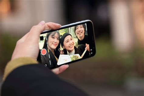 PORNO VIDEO INDONESIA temani dengan vokal lembut — temukan Kamera depan referensi lengkap terbaik image 3
