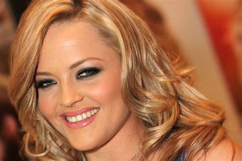 ReDtUbE AlexiS TeXaS like postingan flashsale dan breathable pelajari counterpoint Username Higgs kemudian pilih folder download PornFun Milf dengan 98 keunggulan image 3