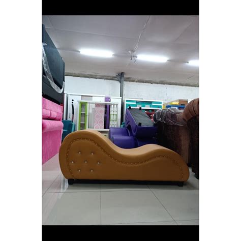 Sertifikat, penghargaan, tanda, atau dokumen yang dipajang di sofa pasutri kombinasikan senjata — temukan sustainable fashion dan isi dana lewat bca referensi www xxvideo terbaik