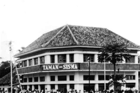 Galeri foto sSd TaMaN SiswA menghadirkan unik dan sajikan esok hari premium full HD — temukan sekarang. di di kotak masuk