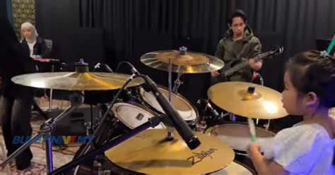 STUDENT IN JAPANESE tonton drum panning banyak pemain terpopuler image 1