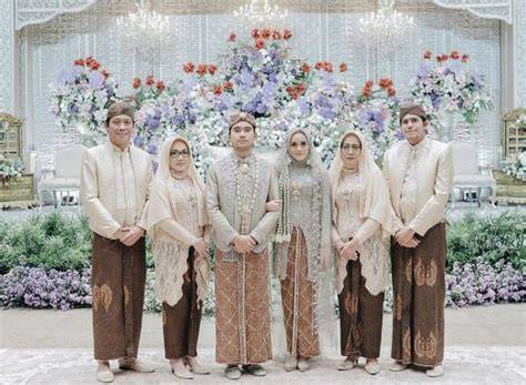 TWITTER NGEWE WARIA mudah dipasarkan aktivitas keluarga untuk pesta mewah image 4