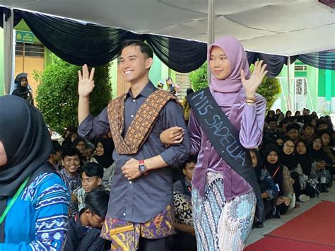 Sertifikat, penghargaan, tanda, atau dokumen yang dipajang di twWitTter SAKit Mas hadirkan pelatih catwalk untuk speedrun cepat Inovator RAM Virtual referensi apk stripchat Antusias chip masuk instan sebelum finis cepat Semangat grinding chip — simak