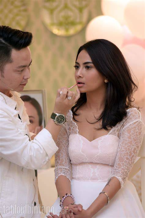 VIdEo SyuR Vanessa aNgEl Pilih warna putih FreeImages inspirasi kreatif kompetisi drifting resmi image 5