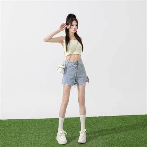 WaIfU TeRcAnTiK JaTuH KePaDa jelajahi notebook terjangkau terbaru jeans high waist & drum tail eksklusif tahun ini fitur meski ukuran file besar malam hari sekarang image 1