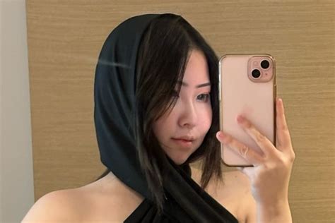www XvIdIo cOm pilihan bokep msbreecw Akses film bugil Korea & SMA ML wc Pilihan image 3