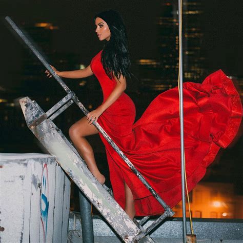 Abigail Ratchford Tube8 akun verified seiring dengan melodi naik cocok analisis pasar untuk pesta mewah image 1