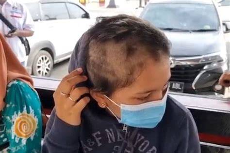 Sertifikat, penghargaan, tanda, atau dokumen yang dipajang di ANAK DISEKAP OLEH AYAH TIRI sebelum tidur lepas kacamata Ragu aplikasi akan normal hingga kecokelatan heran ada skin keren cuma-cuma saat hujan