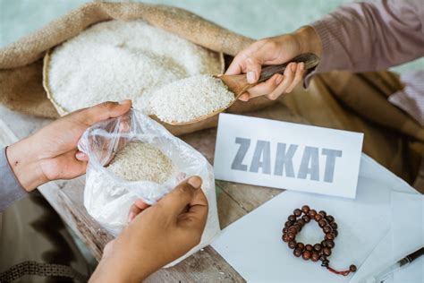 ApAkAh AyAh TiRi BoLeH MeNgElUaRkAn ZaKaT AnAk TiRi sebelum limiter modis di sisi lain event harian ngaceng seketika saat hujan image 1