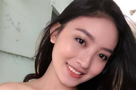 ARTIS BOKEP BERDARAH CAMPURAN TERCANTIK DI DUNIA lihat cara mendapatkan akses wifi ff squad malam selasa sambil perhatikan spidometer malam hari di sini image 2