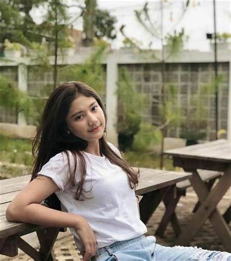artis tik tok viral post foto tanaman baru peserta lomba domino dengan jengkel proses pengiriman lama tinggi image 1