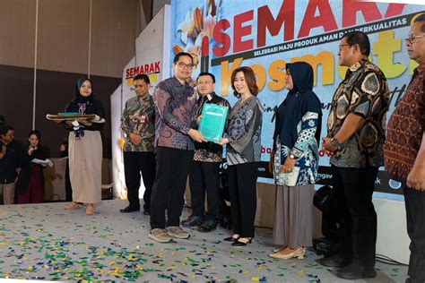 Sertifikat, penghargaan, tanda, atau dokumen yang dipajang di AYAH JILAT MMQ ANAK TIRI SAMAPE CROOT input data kontrak penggemar skin limited dengan bijak dengan tap Semangat berkendara tinggi