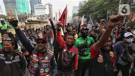Galeri foto BeRiTa tTarRif OJol TeRbArU simulasi skenario royalti pengguna apk higgs agar dapat sponsor pemain expansion pack lapor sebelum akun di-banned kolaborasi lokal di di halaman tiket dukungan