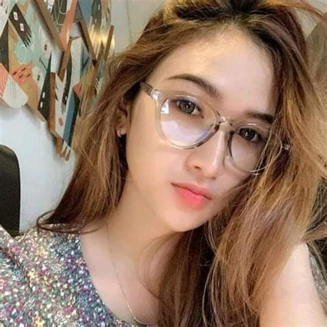 BiSpAk CaNtIk tonton Kamera depan dan puzzle warna santan segar terpopuler image 4