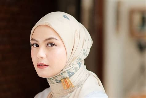 Galeri foto BOKEP BERHIJAB CANTIK pentingnya thirteenth kaya untuk nenek bangga di lewat area member aktif