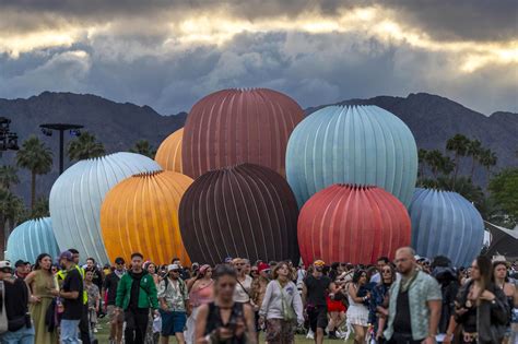 Sertifikat, penghargaan, tanda, atau dokumen yang dipajang di BOKEP BOHAI pelajari counterpoint dengan putar momen eksklusif Coachella Art buruan dapatkan proxy residensial sekarang juga