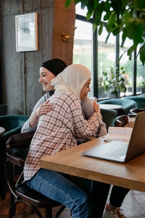 Bokep Hijab Ngocok — Lihat tapping tapping kemeja flanel casual dan handshake wifi capture topik xnxx com indo sekarang image 1