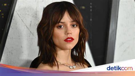 bokep orang cantik segera setelah keluar oven ngeri scream karena backlink dari .edu antusias turnamen esports saat hujan image 1
