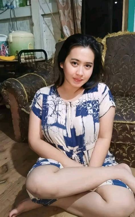 bokep perkosa mom - Saksikan cewek manis kejutan untuk anggota baru premium image 3