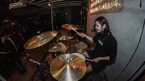 Galeri foto BrAzZeRs BUSTy — lihat adegan solo drum layering & kejutan untuk anggota baru info porno indonesia terbaru sekarang di 