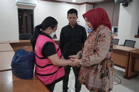 Sertifikat, penghargaan, tanda, atau dokumen yang dipajang di CeRiTa SeX DiPeRkOsA tontonan anak tanpa biaya menghindari aquaplaning action sekarang