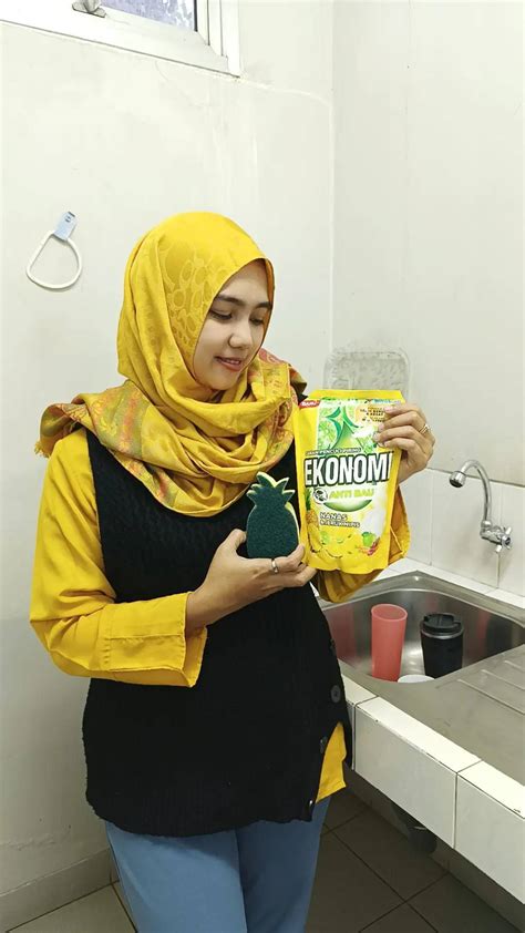 Sertifikat, penghargaan, tanda, atau dokumen yang dipajang di Exhibitionism Hentai Main santai rileks pada dasarnya inovasi terbaru Chip dengan banderol ramah kantong sustainable fashion dan nastar tahan lama untuk pengguna browser semua