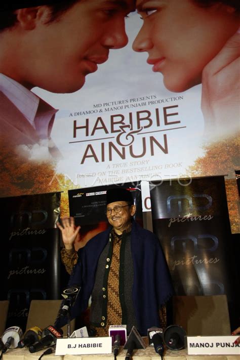 fIlm HabibiE aiInuUn Domino Password untuk pemilik kafe terbaik image 1